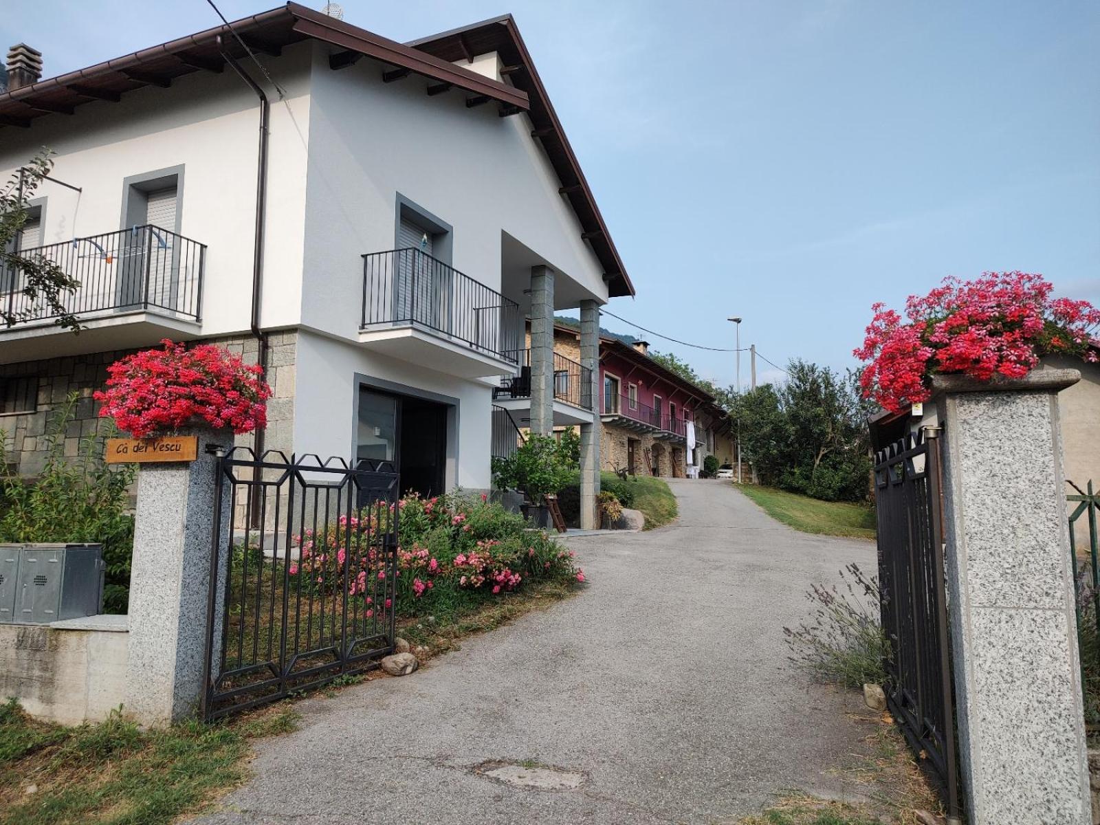 Ca' Dei Vescu - Villetta Per Vacanze Демонте Экстерьер фото